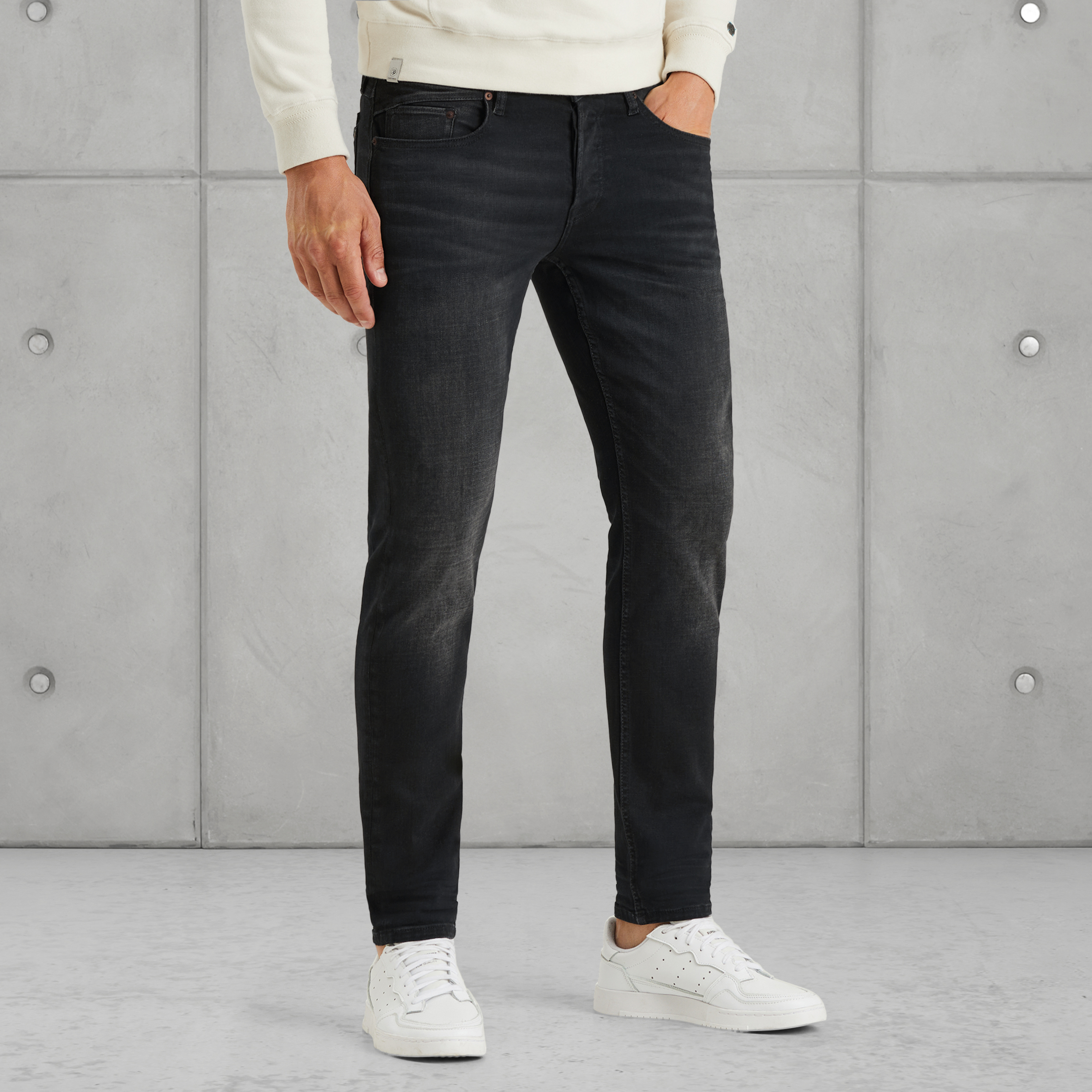 CAST IRON Shiftback tapered fit jeans Free shipping returns